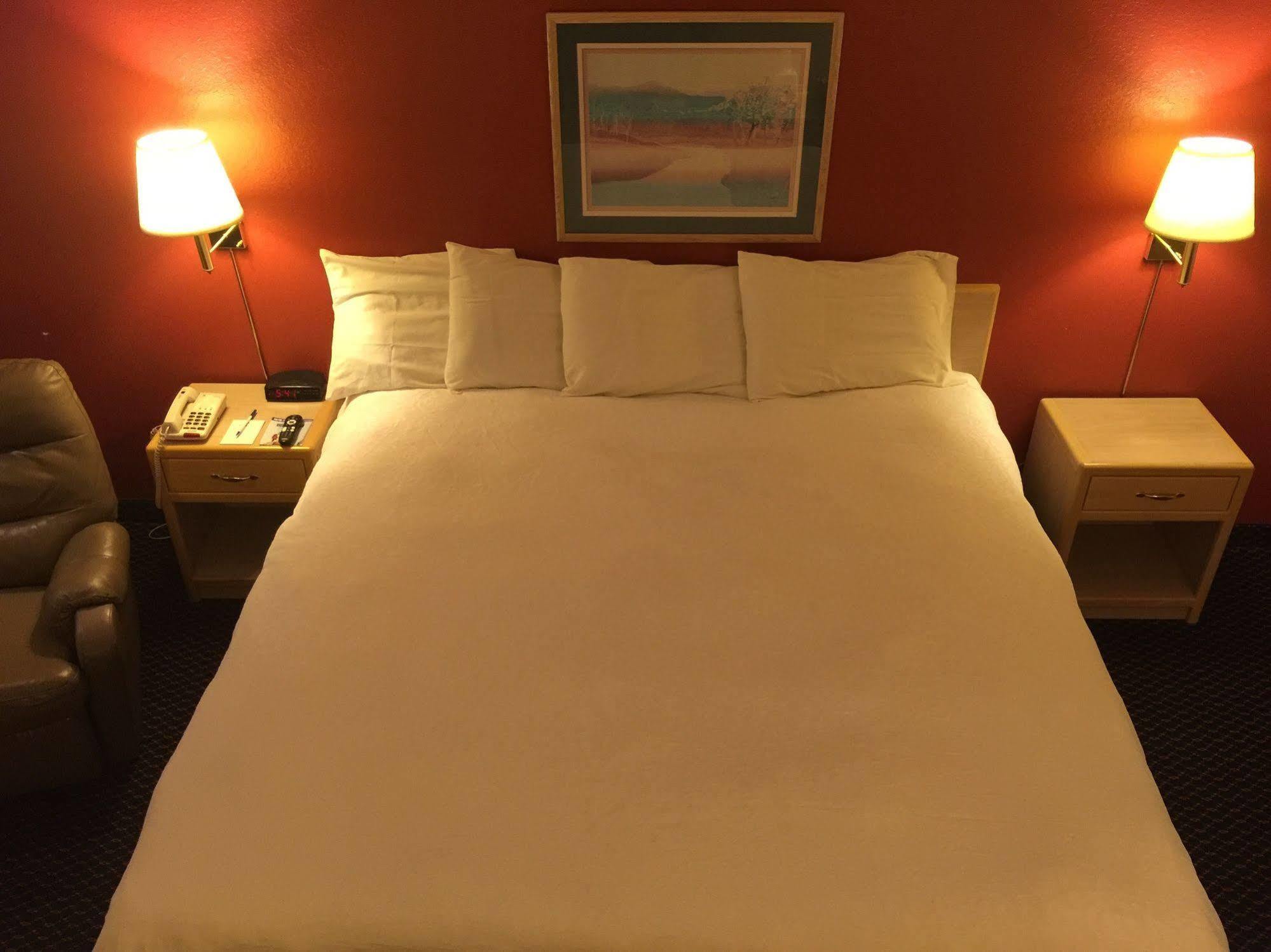 Americas Best Value Inn - Garden City Ngoại thất bức ảnh